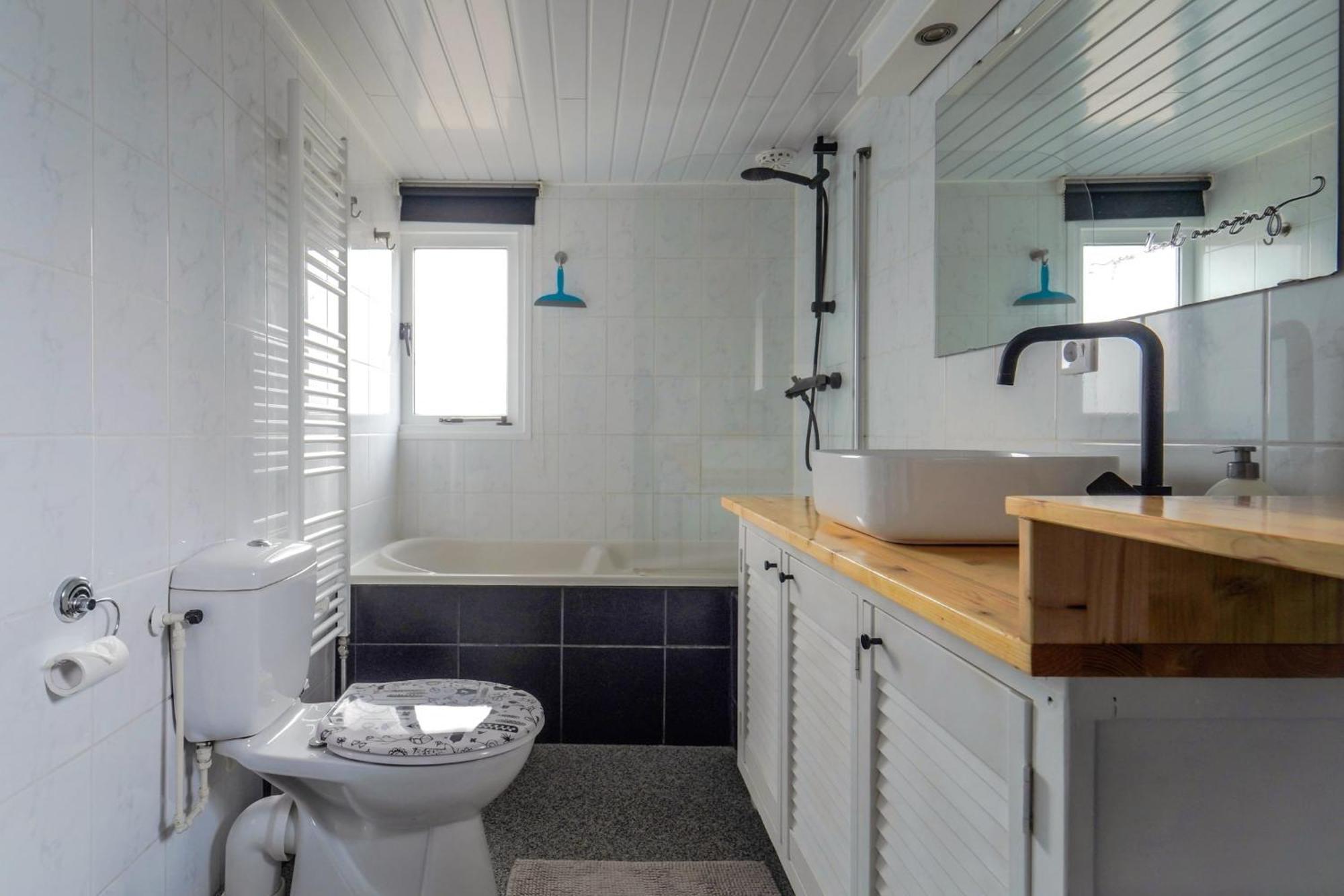 Better Together - Luxe Chalet Met Houtkachel Erm Экстерьер фото
